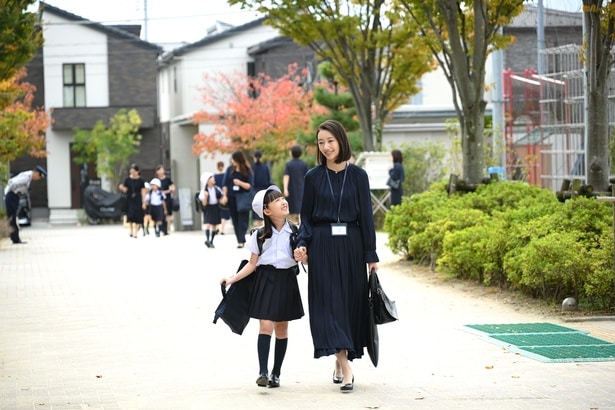 「フェイクマミー」より