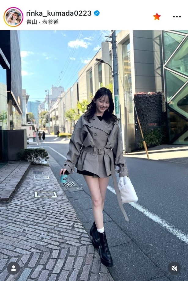 【写真】久間田琳加、私服コーデでスレンダーな圧倒的な美脚姿