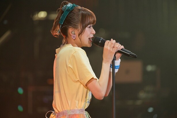 【ライブレポ】水瀬いのり・アーティスト活動10周年の集大成の場でファンとの絆をさらに強く結ぶ