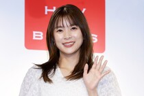 芳根京子、充実一途の2025年は「毎日にワクワクできる1年でした」初のカレンダーで“相棒”とも共演
