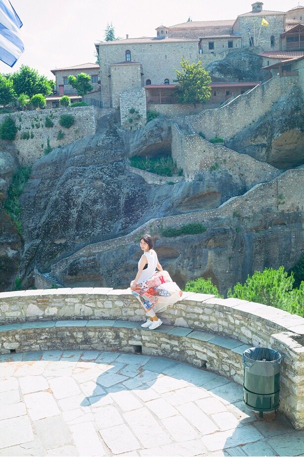 藤崎ゆみあ写真集「FUJISAKI YUMIA」(東京ニュース通信社刊)より