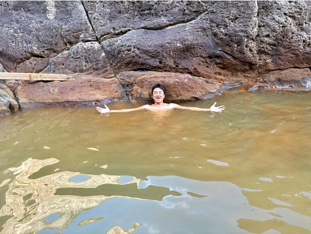 「式根島でも湯ったり 原田龍二の日本全国！湯一無二〜スパイシーSP〜」より