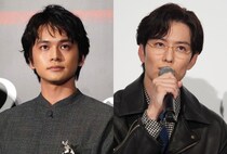 北村匠海＆岡田将生、社長室で向かい合ったショットに「目の保養が二人」「スタダの激アツコンビ」の声＜ちょっとだけエスパー＞