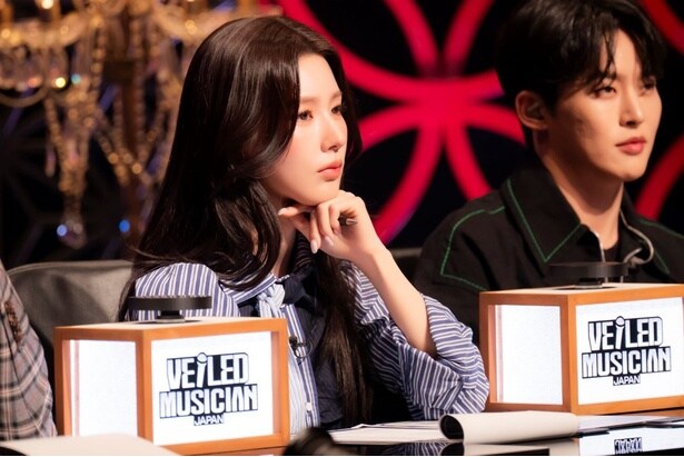 「皆さんの実力がすごすぎて、ビックリした」と収録後に語った特別審査員のi-dle・MIYEON