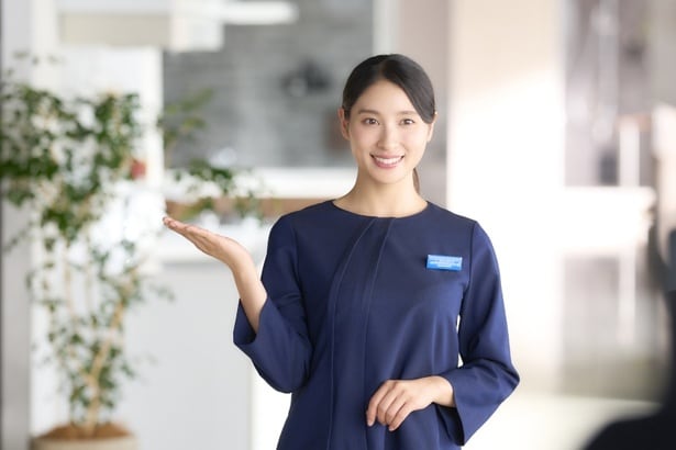 【写真】ショールームアドバイザーとして7 年目を迎えた土屋太鳳