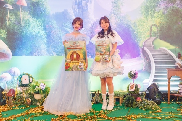 “ぱーてぃーちゃん”がMCとして盛り上げるなか69人のライバーが白熱バトル＜LIVE in Wonderland 〜Dream Team Party〜＞