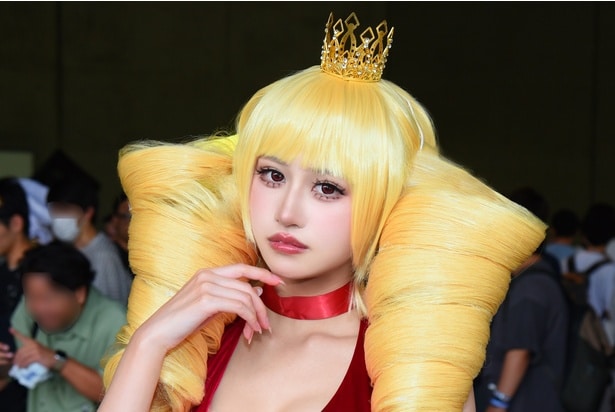 ツインドリルを再現した「KOF」ローズなど“格ゲー”レイヤーが大集結「縦ロールはしっかり固定」＜TGS2025＞