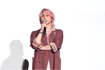 Snow Man佐久間大介を関智一＆武内駿輔が絶賛「声が大きくて通る！」「ずっと明るい。どの瞬間もステージのまま」＜奇面組＞