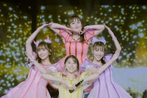 ももクロが15回目となる冬のワンマンライブ“ももクリ”を開催「みんなの笑顔が何よりもクリスマスプレゼントです」