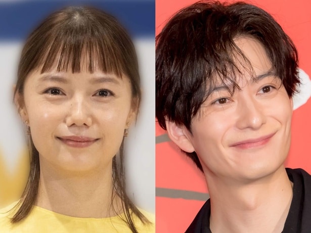 ニット姿の宮崎あおい＆岡田将生がお揃いポーズ…「この場面も好きだった」と懐かしむ声＜ちょっとだけエスパー＞