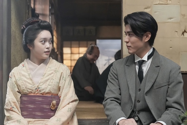 ＜ばけばけ＞寛一郎“銀二郎”と高石あかり“トキ”が思い出の場所へランデブー…トミー・バストウ“ヘブン”たちの関係性も明らかに