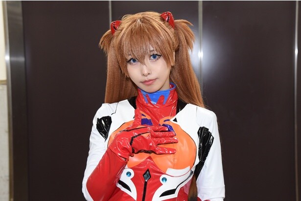 「新世紀エヴァンゲリオン」レイ、アスカ＆EVA量産機コスプレ「美脚が際立つスーパーハイヒールにこだわり」＜池ハロ2025＞