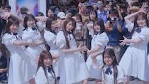 乃木坂46 6期生、台北での初の路上ライブも息ピッタリ「謝々！」繁華街・西門を埋めたファンを魅了＜乃木坂46 6期生稼働中＞