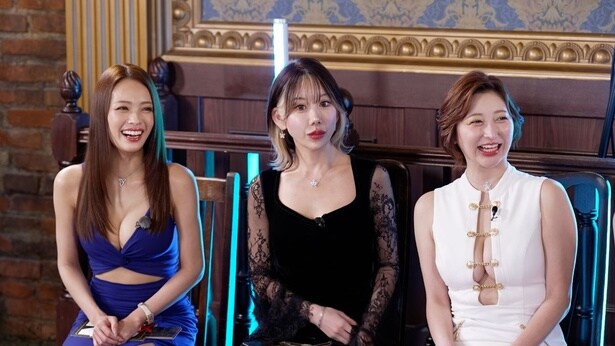 (写真左より)UNJOUR東京のすず、ありす、まゆ