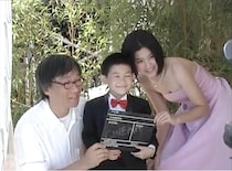 エドワード・ヤン監督とイッセー尾形、少年ヤンヤンも登壇　2000年におこなわれた東京国際映画祭の秘蔵映像公開