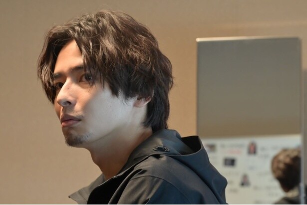 「絶対に自分が犯人ではない！」と必死で訴える久保塚(相馬理)