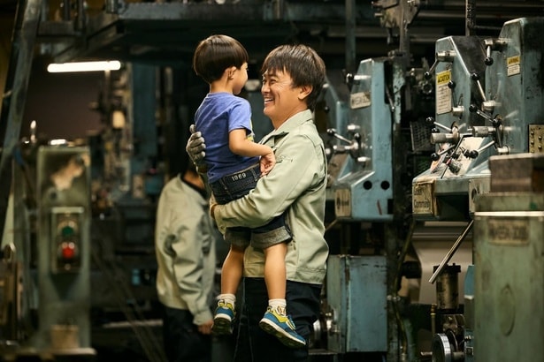 「連続ドラマW　池井戸潤スペシャル『かばん屋の相続』」第3話「セールストーク」より