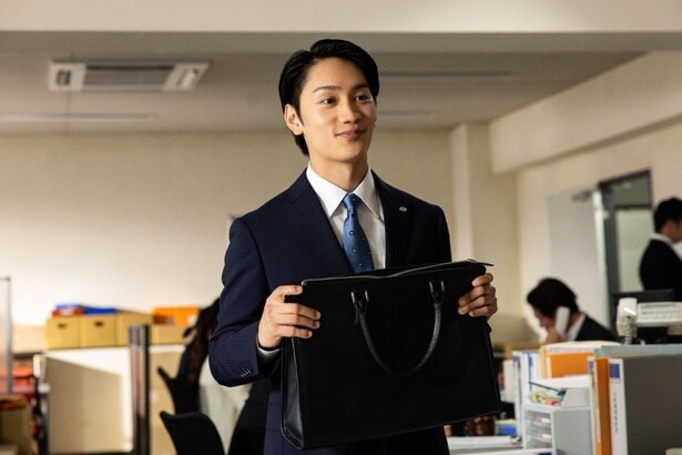 「連続ドラマW　池井戸潤スペシャル『かばん屋の相続』」第4話「かばん屋の相続」より