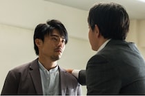 中尾明慶“均”と青柳翔“亮”が相続をめぐって対立…藤原丈一郎“太郎”が遺言状の真相に迫る＜連続ドラマW　池井戸潤スペシャル「かばん屋の相続」第4話＞