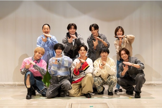 Travis Japanの7人と“番組公式おっかさんの大久保佳代子といとうあさこ