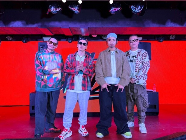 AK-69とHezronが初コラボ　楽曲制作舞台裏でAK節炸裂「女性も一緒」「未体験のまま結婚すると事故になる」＜RECTRUCK＞