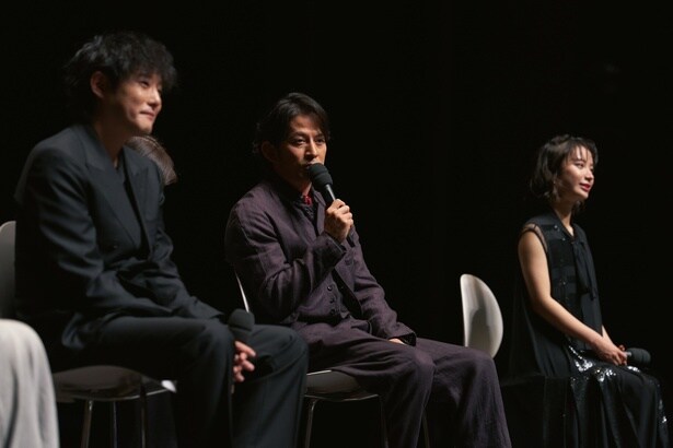 岡田准一、藤崎ゆみあ、藤井道人監督