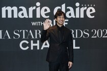 西島秀俊「朝早くから重い映画に来ていただきありがとうございます」　真利子哲也監督と舞台挨拶に登壇
