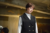 トリンドル玲奈“すみれ”「私は、伊藤すみれを終わらせる」宿敵・宮本茉由“花梨”と最終対決へ＜レプリカ 元妻の復讐＞