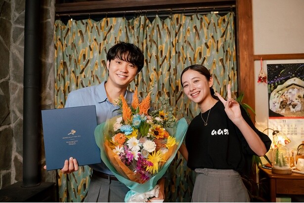 磯村勇斗、堀田真由、稲垣吾郎らがクランクアップ「僕の役者人生にとって宝物になりました」＜僕達はまだその星の校則を知らない＞