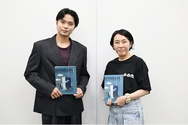 「僕達はまだその星の校則を知らない」主演・磯村勇斗と脚本・大森美香