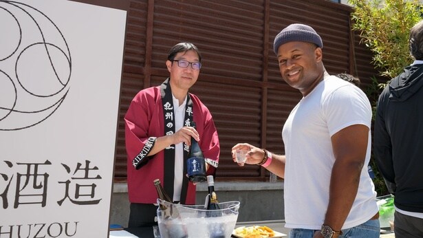 ロサンゼルスでの受賞酒お披露目会の様子をリポート