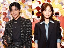 目黒蓮がドット柄スーツでミラノに登場…川口春奈らとFENDI新旗艦店オープニングイベントに参加