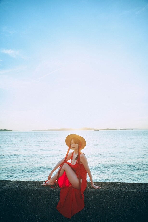 ちーまき1st写真集「ハニーバニー」より