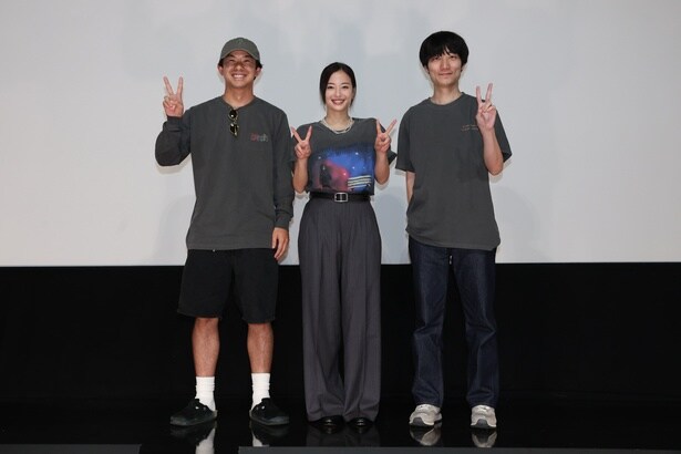 「奥山由之オールナイト」の上映前トークイベントに奥山由之監督、仲野太賀、広瀬すずが登壇