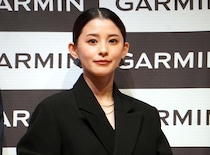 朝比奈彩、2児の母親への“進化”を明かす