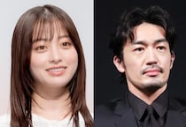 橋本環奈&大谷亮平ほか、チームワーク抜群の仲良しオフショットに「みんな笑顔がきらきら」の声＜ヤンドク！＞