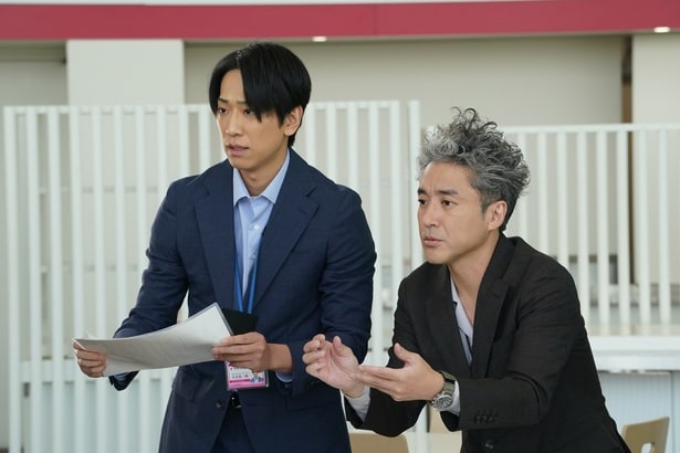 NEWS・小山慶一郎、ムロツヨシ主演SPドラマで“チャラい”マネージャー役「憎めないやつを目指して…」＜うち弁＞