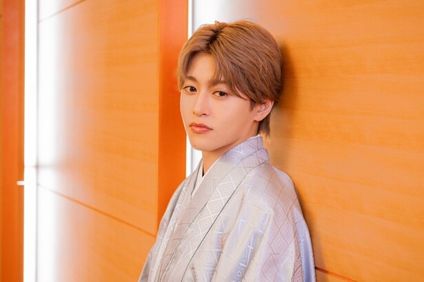 「晴れ着お披露目会」に出席した荒井啓志にインタビュー