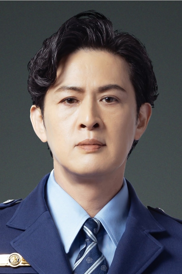 関川信也(新納慎也)