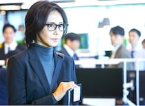 松嶋菜々子“正子”、最初の敵となるアンミカ演じる“年金ビーナス”の元へ潜入　社会派・痛快エンタメドラマが開幕＜おコメの女＞