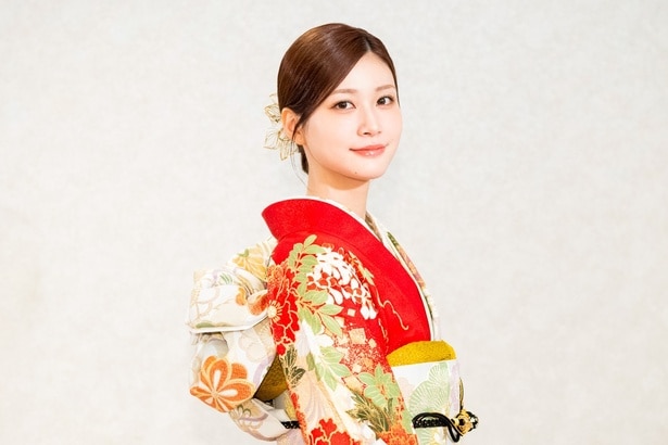 生見愛瑠「考える時間もないほど仕事に没頭したい」年女となる2026年は“駆け上がる”年に