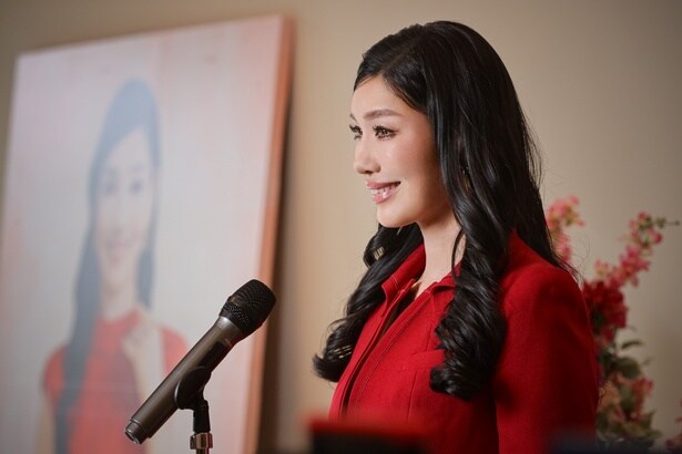 アンミカ、真っ赤なスーツで初回の敵・“年金ビーナス”こと紅林葉子役を演じる<おコメの女>