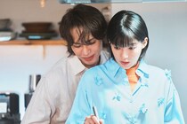 石井杏奈“ハル”、上田竜也“王子”と“交際0日婚”…「王子かっこよすぎ」「想像以上のキュンキュン」の声＜聖ラブサバイバーズ＞