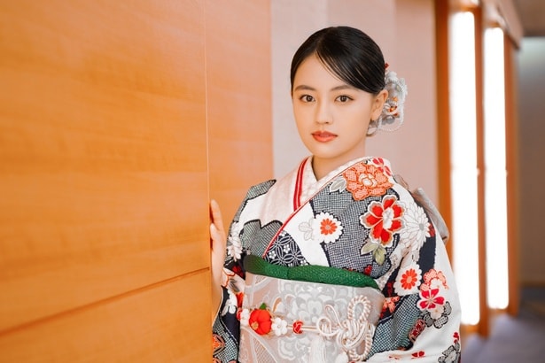「晴れ着お披露目会」に出席した上坂樹里にインタビュー