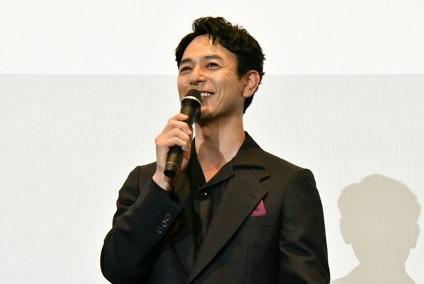 妻夫木聡、豊川稲荷に初詣…「吉」のおみくじを手ににっこりの姿に「笑顔が素敵」「かっこいい」の声