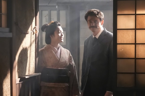 <明日のばけばけ>夫婦となった高石あかり“トキ”とトミー・バストウ“ヘブン”、松江城の近くで新生活を始める