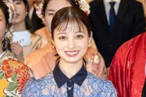 橋本環奈、港区「二十歳の集い」にサプライズ登場　「自分の言葉が未来を形づくっていく」と新成人にメッセージ贈る