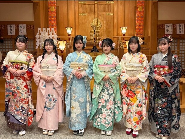 STU48新成人6人が広島護国神社で成人奉告祭に出席　清水紗良「皆さんに元気や笑顔を届けられるような活動をしていきたい」