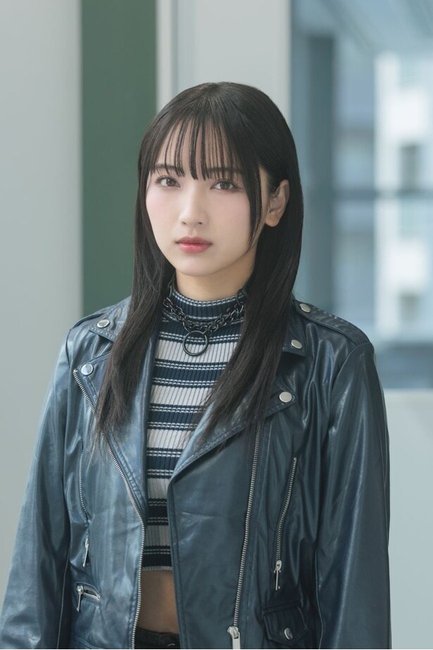 石蕗華琳役の速瀬愛