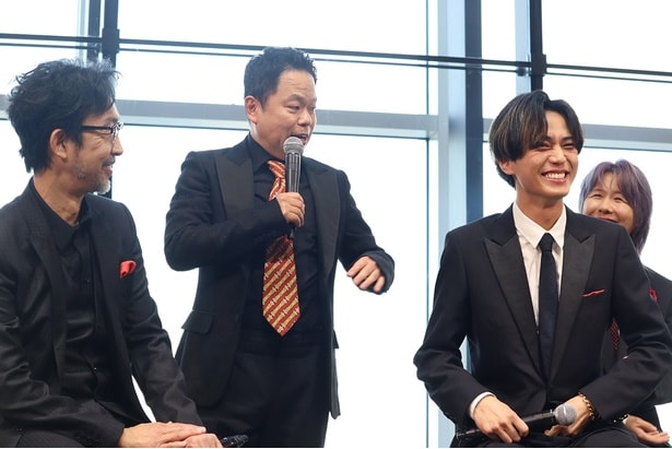 日曜劇場「リブート」制作発表会見より